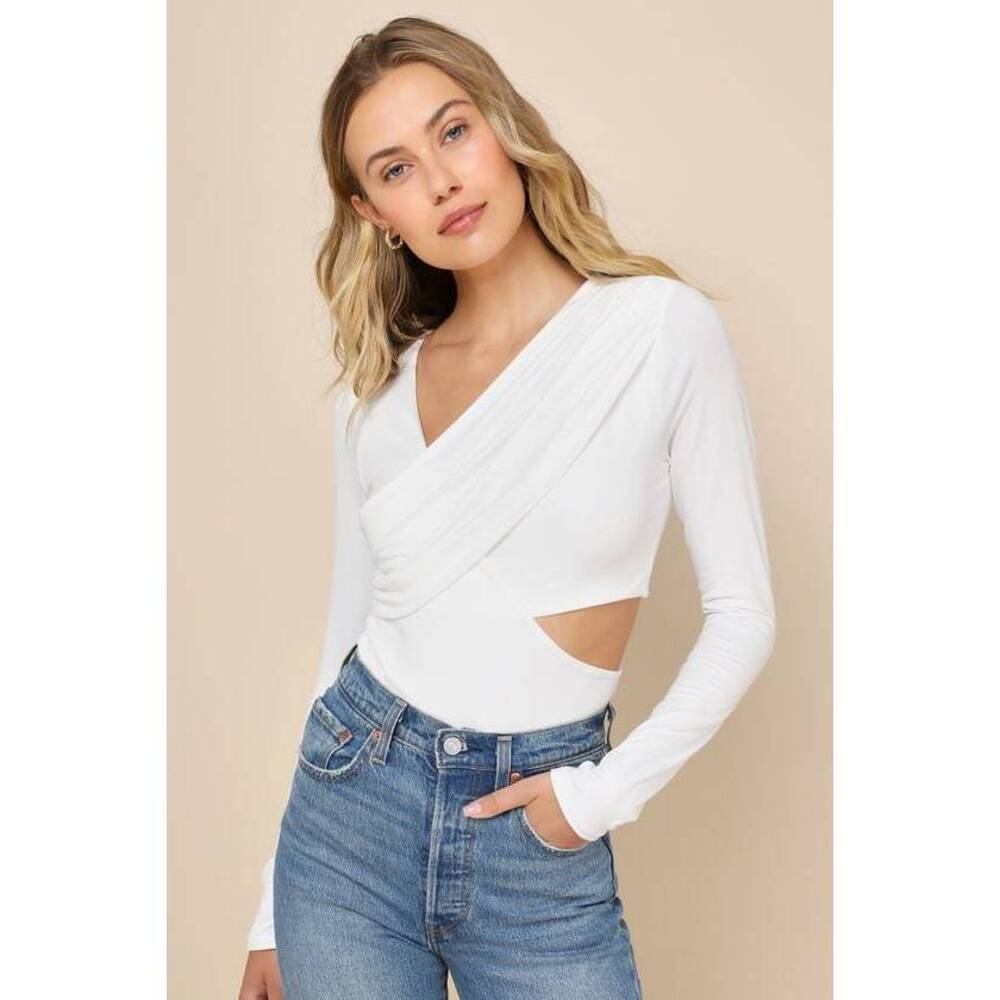 Lulus Making The Cut Ivory Long Sleeve Cutout Bodysuit White - Size M NWOT